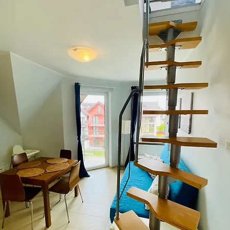 Apartman Lisi Jar - Rodzinny Rodzinny Z Antresola, Teren, Cicha Okolica, Blisko Do Plazy I Latarni Morskiej W Rozewiu *